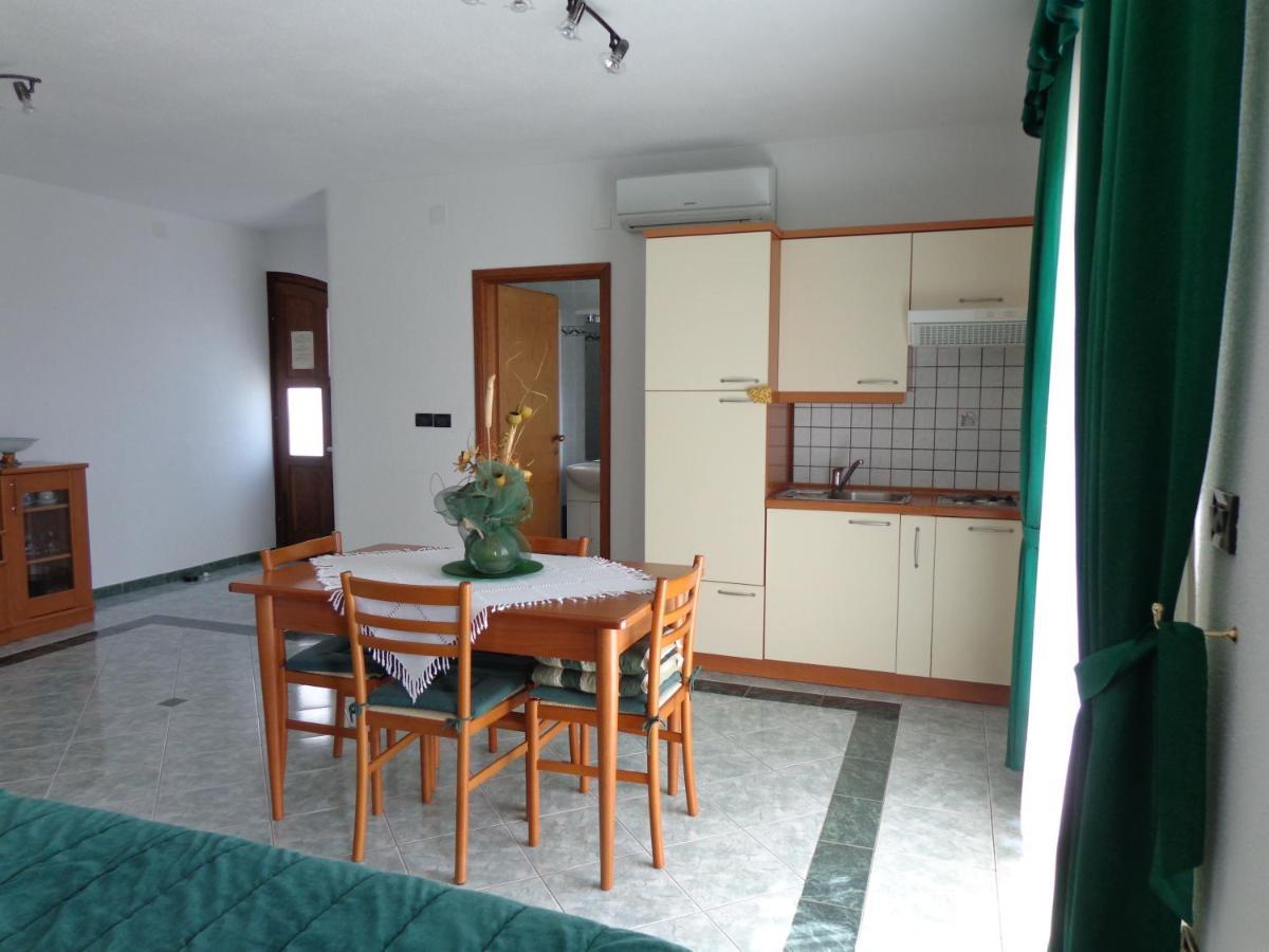 Apartmens Alenka Rovinj Room photo